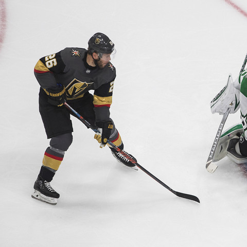 Trois buts en dix minutes pour les Golden Knights