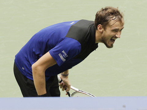 Daniil Medvedev file en demi-finale