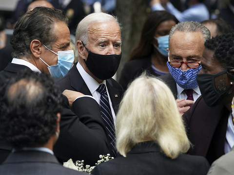 Cérémonies du 11 Septembre: Trump et Biden évitent la controverse