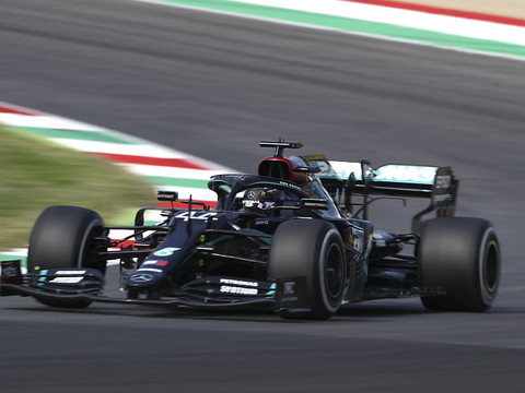 GP de Toscane: Mercedes domine encore