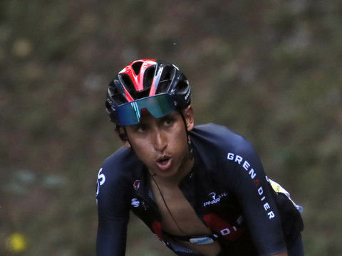 Egan Bernal abandonne avant l'étape-reine