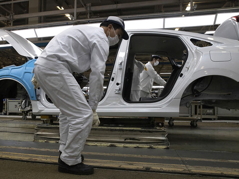 Affaibli, le marché automobile européen chute encore en août