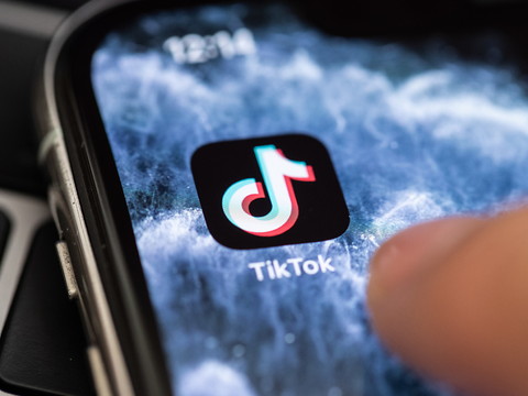 TikTok: Trump évoque un accord incluant Oracle et Walmart