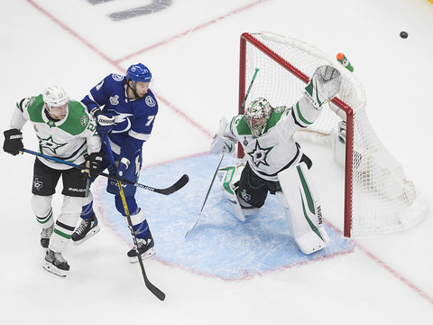 Dallas donne une leçon de réalisme à Tampa Bay