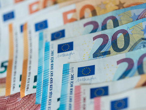 La BNS a acheté pour 90 milliards de devises au 1er semestre