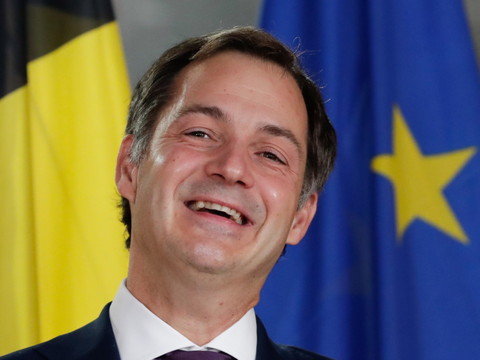 Après 16 mois de crise, la Belgique a un nouveau Premier ministre