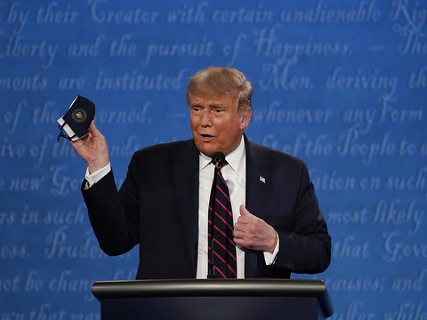 Trump positif au Covid-19: Wall Street chute à l'ouverture