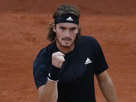 Tsitsipas attend Djokovic
