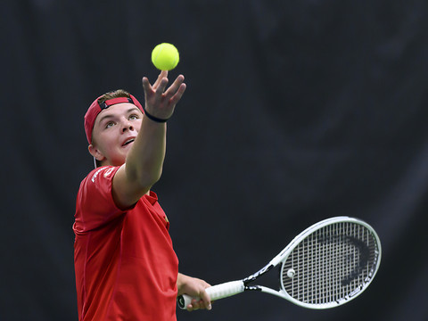 Deux Suisses en demi-finales chez les juniors