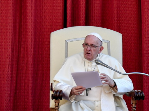 Le Vatican renforce le contrôle de ses flux financiers