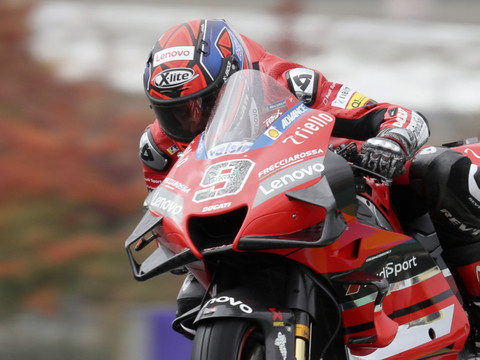 GP de France: Petrucci s'impose sous la pluie