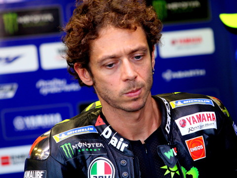Positif au Covid-19, Rossi est forfait pour le GP d'Aragon