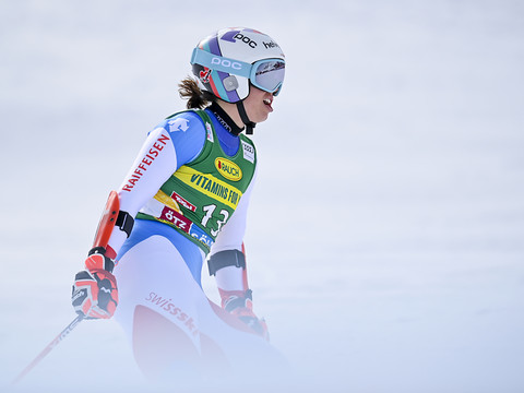 Gisin 4e du géant de Sölden, Bassino victorieuse
