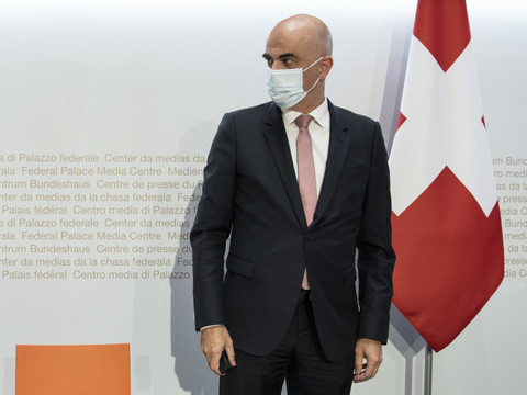 Alain Berset évoque la possibilité d'un mini-confinement