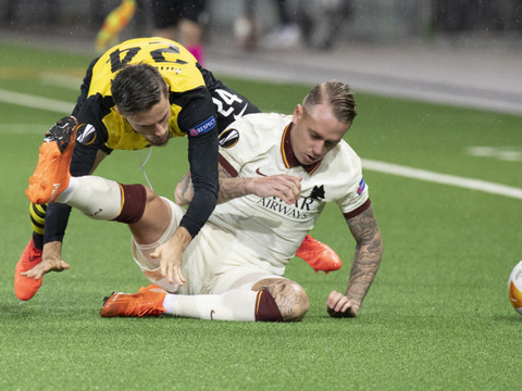 D'abord atone, la Rome rugit et renverse YB