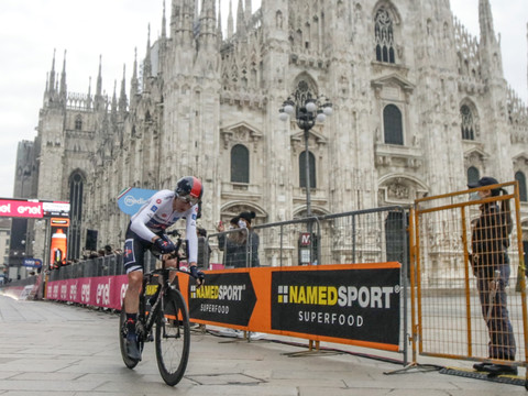 Geoghegan Hart gagne son duel face à Hindley et s'offre le Giro