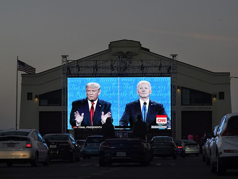 Le vote anticipé aux Etats-Unis déjà plus important qu'en 2016