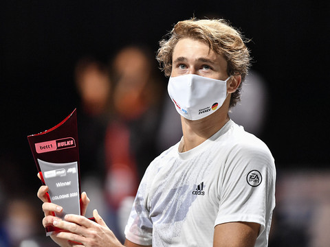 Zverev consolide sa 7e place, Raonic grignote