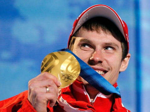 Le Russe Ustyugov suspendu, Fourcade pourrait récupérer l'or