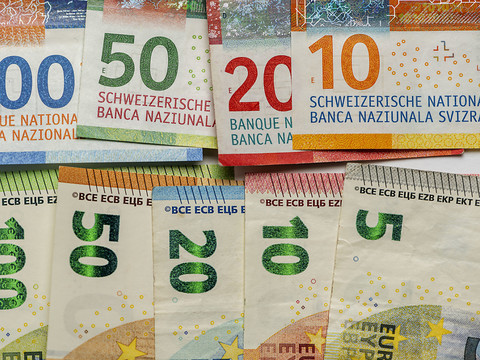 Augmentations de salaires très limitées en 2021 (sondages)