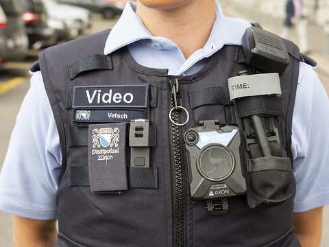 Objet suspect devant le consulat de France à Zurich