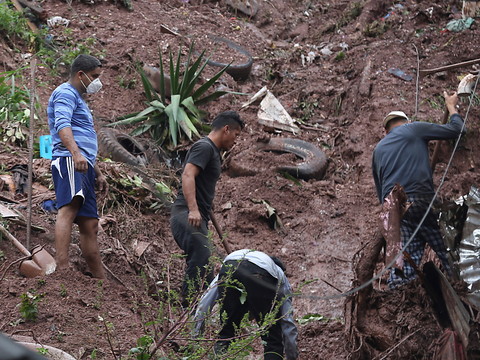 Plus de 150 morts au Guatemala provoqué par l'ouragan Eta
