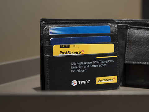 Entreprises: paiement par Postcard autorisé sans compte postal