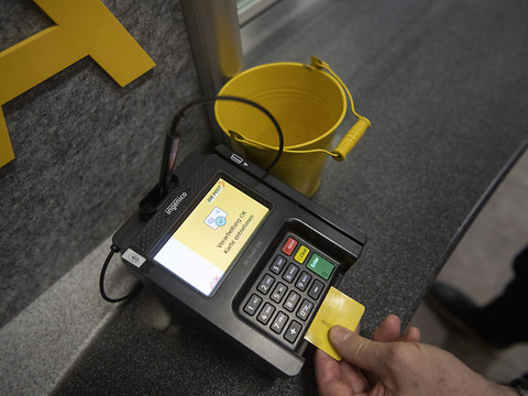 Paiements sans contact: le plafond à 80 francs pérennisé