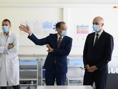 Le conseiller fédéral Berset salue l'efficacité du Tessin