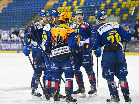 Davos en quarantaine, deux matches reportés