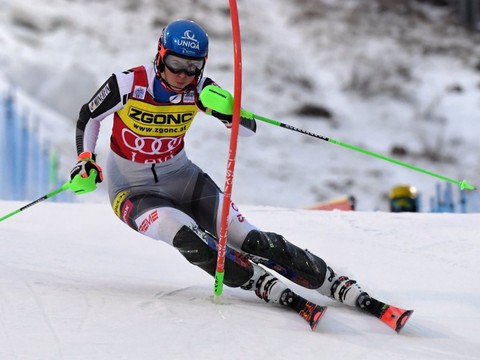 Vlhova s'impose, Holdener 4e, Meillard 9e