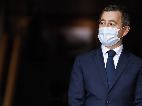 Producteur tabassé à Paris: quatre policiers suspendus