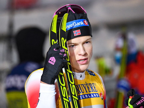 Cologna peu à son aise en ouverture comme à son habitude