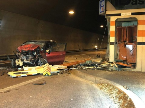 Une automobiliste se tue dans un tunnel de l'A18 à Grellingen (BL)