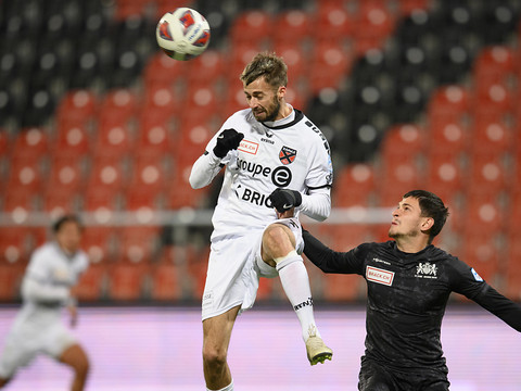 Xamax s'enfonce, SLO 2e