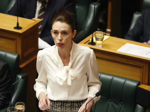 Nouvelle-Zélande: Jacinda Ardern déclare 