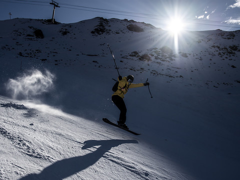 Les domaines skiables auront besoin d'une autorisation cantonale