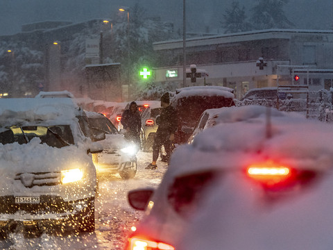 Abondantes chutes de neige dans les Alpes