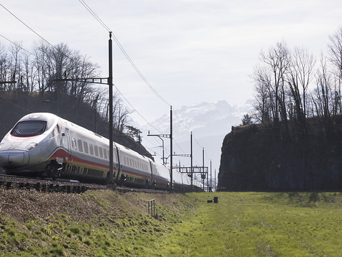 Interruption des liaisons ferroviaires entre la Suisse et l'Italie