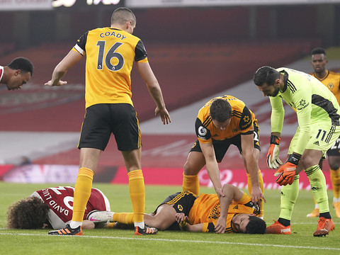 Wolverhampton: Jimenez à la maison après sa fracture du crâne