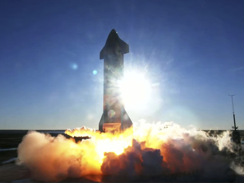 Le prototype de SpaceX a volé... et s'est écrasé