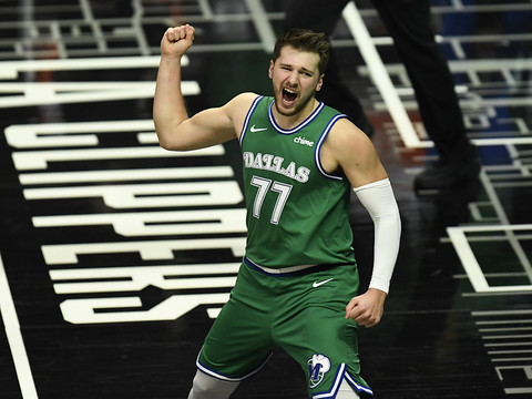 Dallas inflige une correction historique aux Clippers