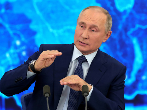 Le bilan russe monte en flèche, la vaccination continue dans l'UE