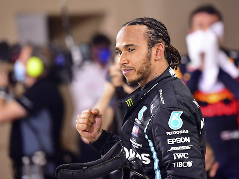 Lewis Hamilton anobli