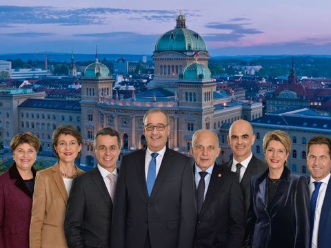 La photo officielle du Conseil fédéral change de perspective
