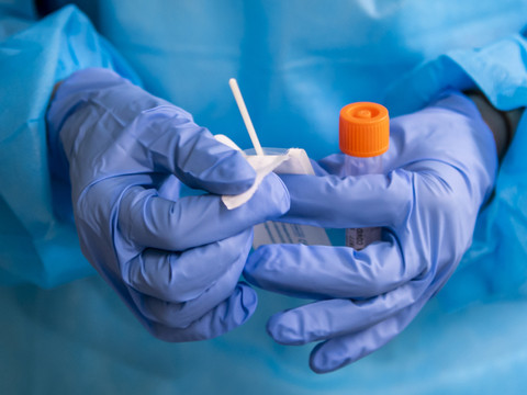 La souche sud-africaine du coronavirus confirmée au Tessin