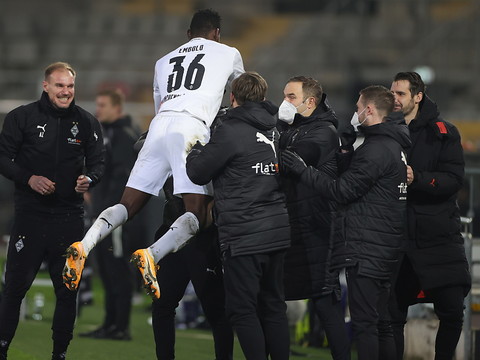 Breel Embolo buteur, Christian Gross défait
