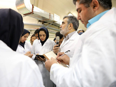 Téhéran annonce produire désormais de l'uranium enrichi à 20%