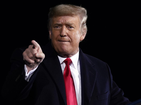 Trump interdit les transactions avec des applications chinoises