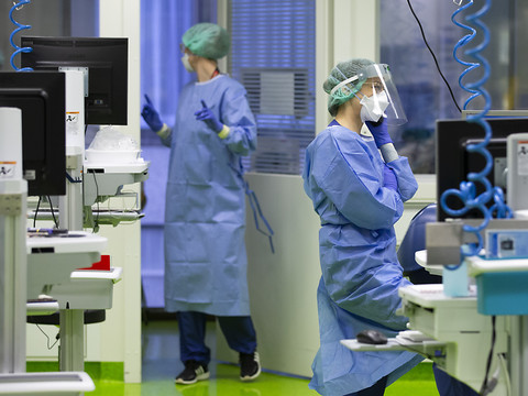 La Suisse compte 4808 nouveaux cas de coronavirus en 24 heures
